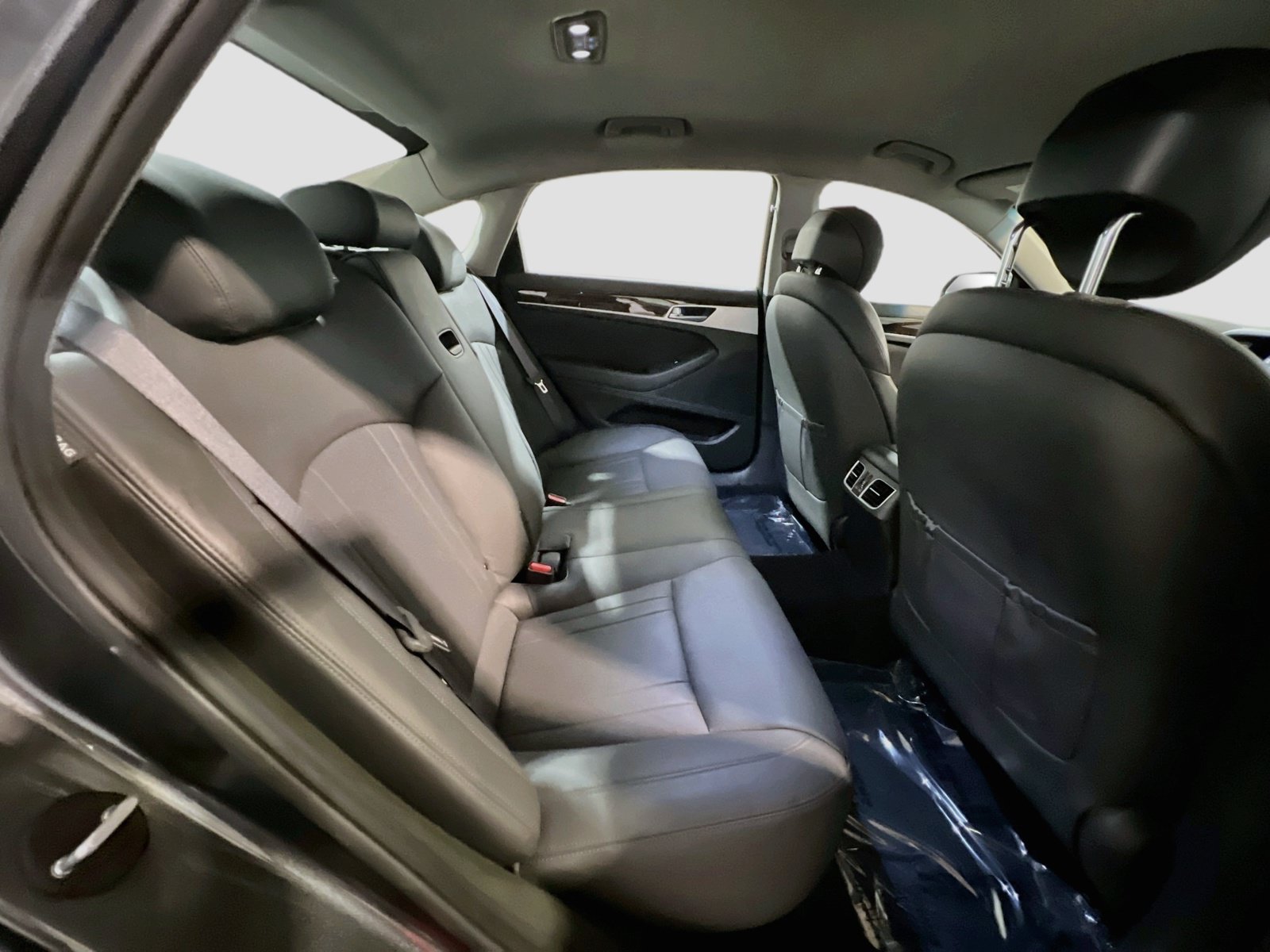 Used 2019 Genesis G80 3.8 RWD image 20