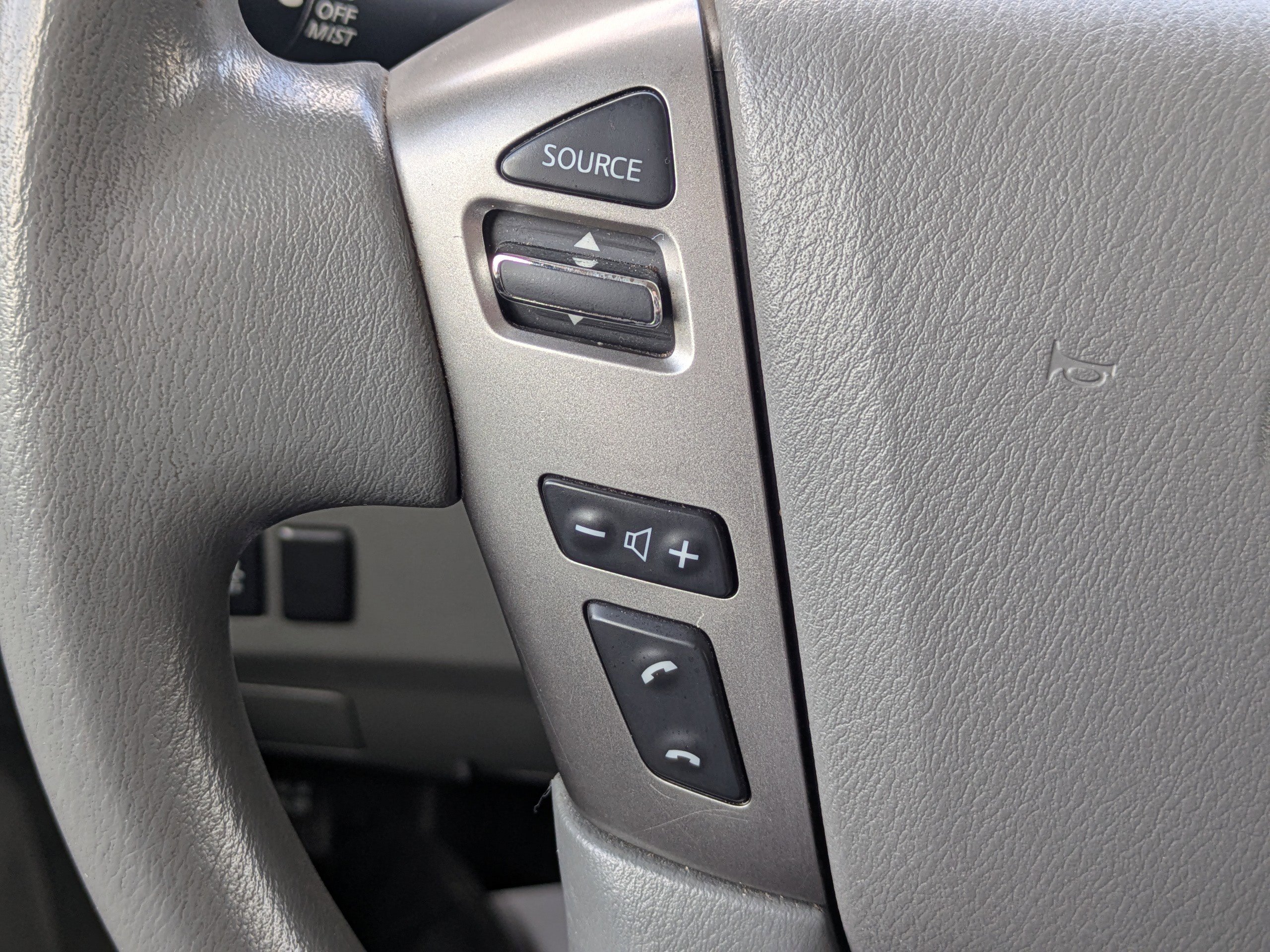 Used 2018 Nissan NV 3500 SL w/ Navigation Package image 28