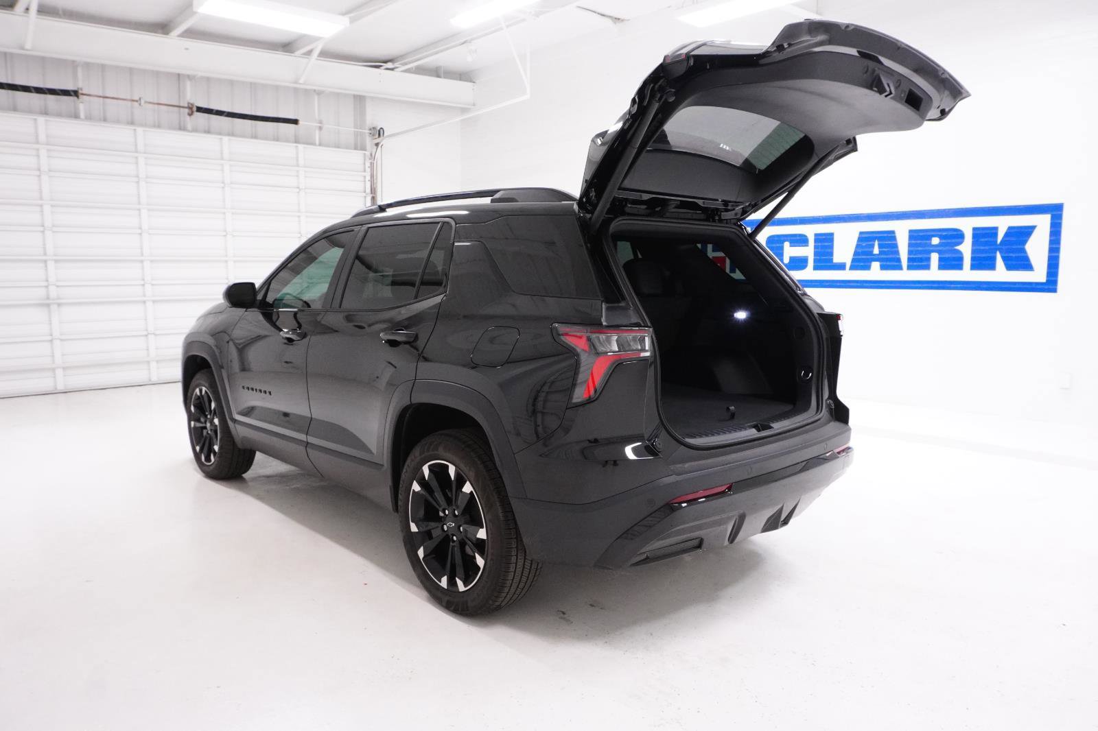 New 2026 Chevrolet Equinox RS w/ Convenience Package III image 9