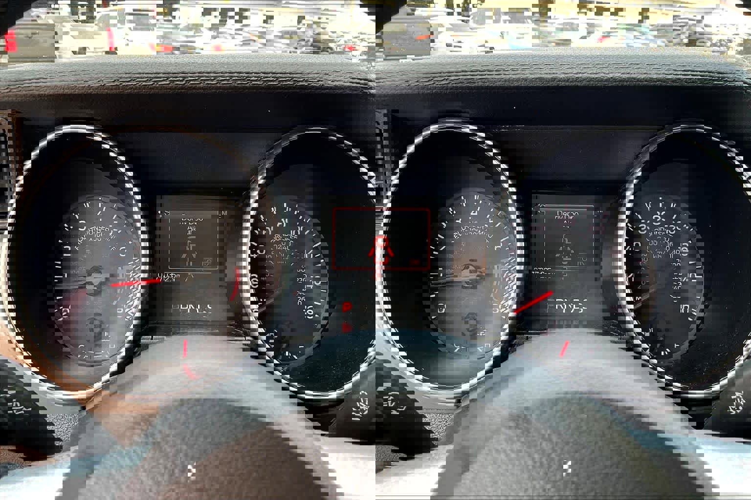 Used 2022 Ford Mustang Premium image 21