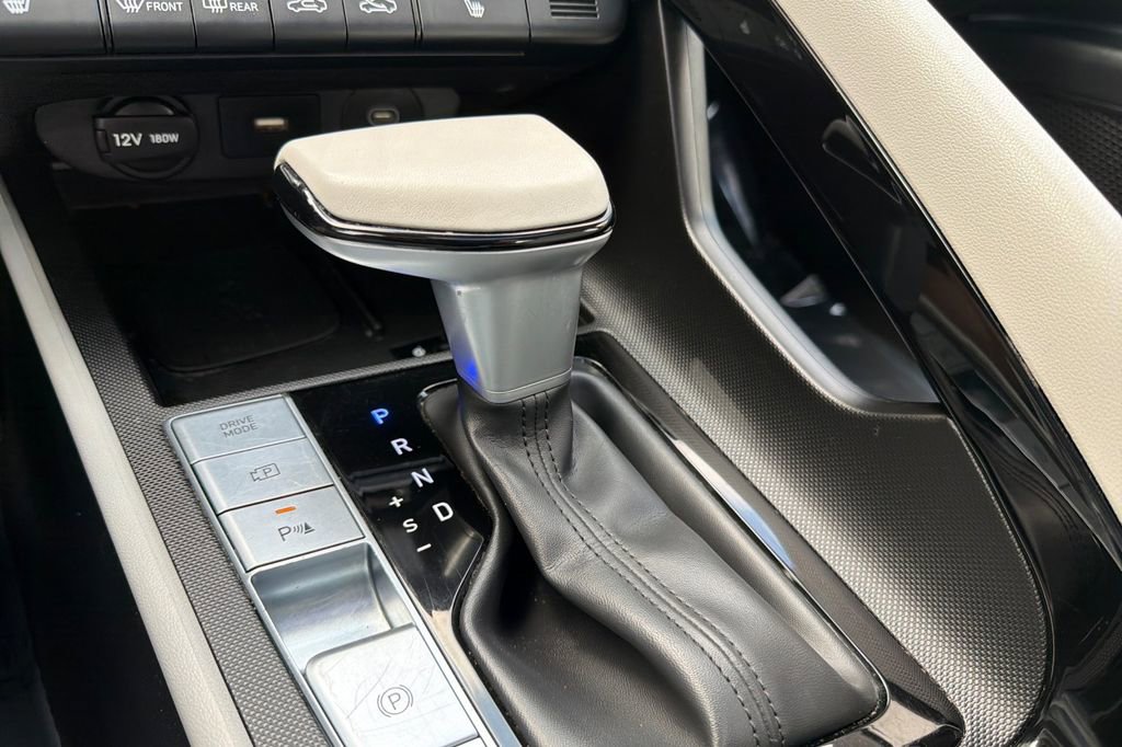 Certified 2024 Hyundai Elantra Limited image 22