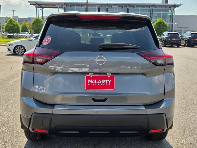 New 2026 Nissan Rogue SV FWD image 4
