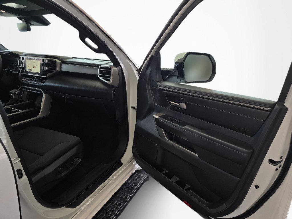 Certified 2026 Toyota Sequoia SR5 AWD/4WD image 43