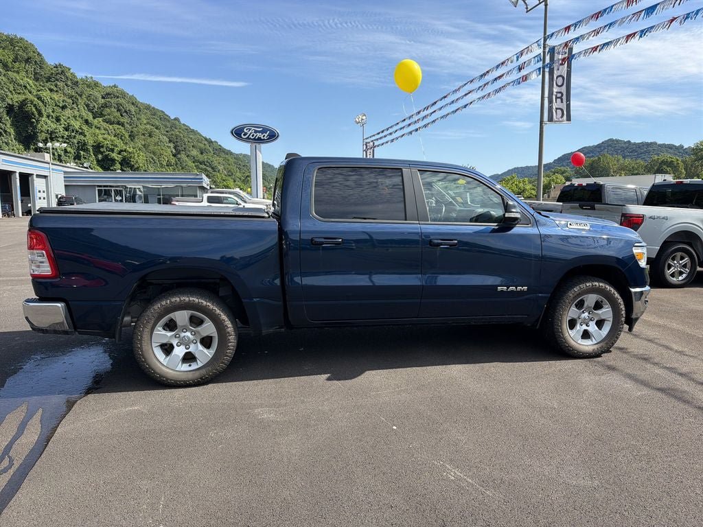 Used 2022 RAM 1500 Big Horn AWD/4WD image 3