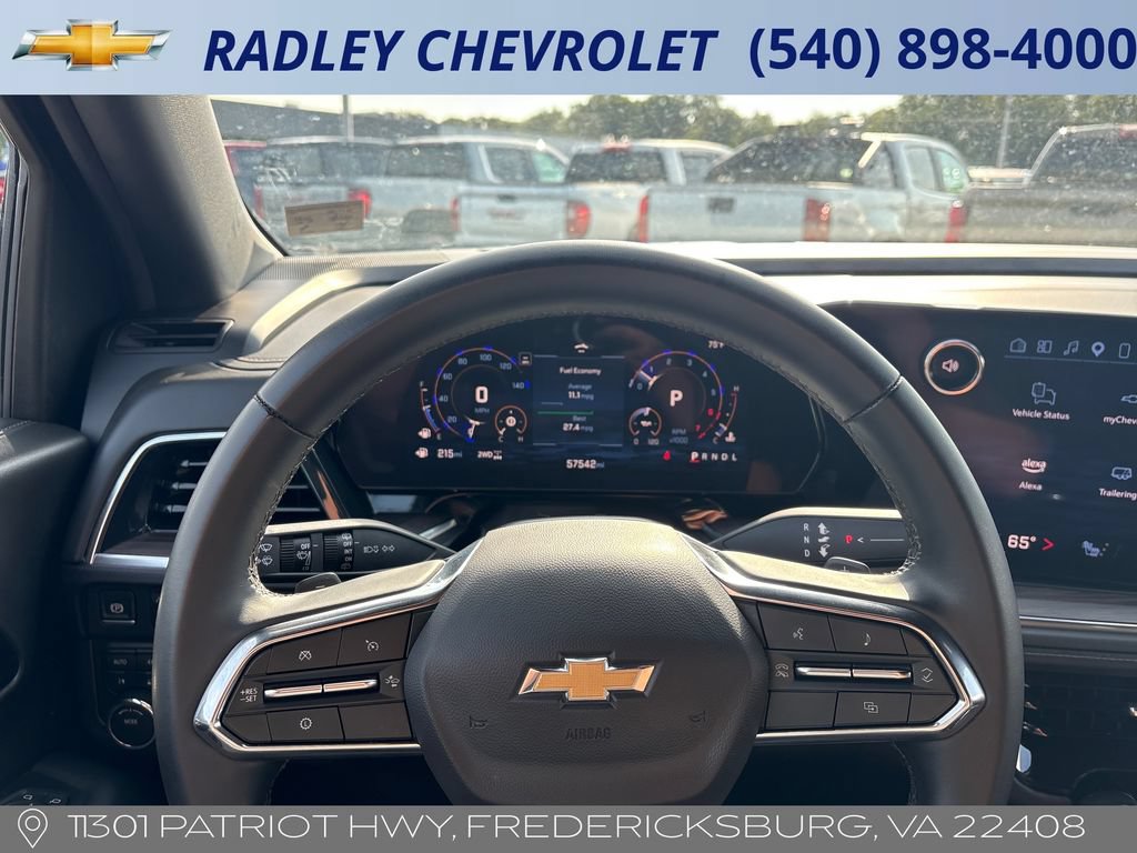 Certified 2025 Chevrolet Suburban LT AWD/4WD image 6