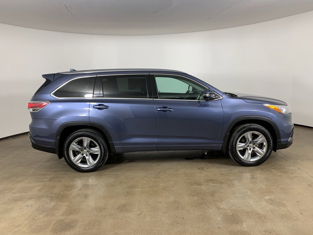 Used 2015 Toyota Highlander Limited image 7