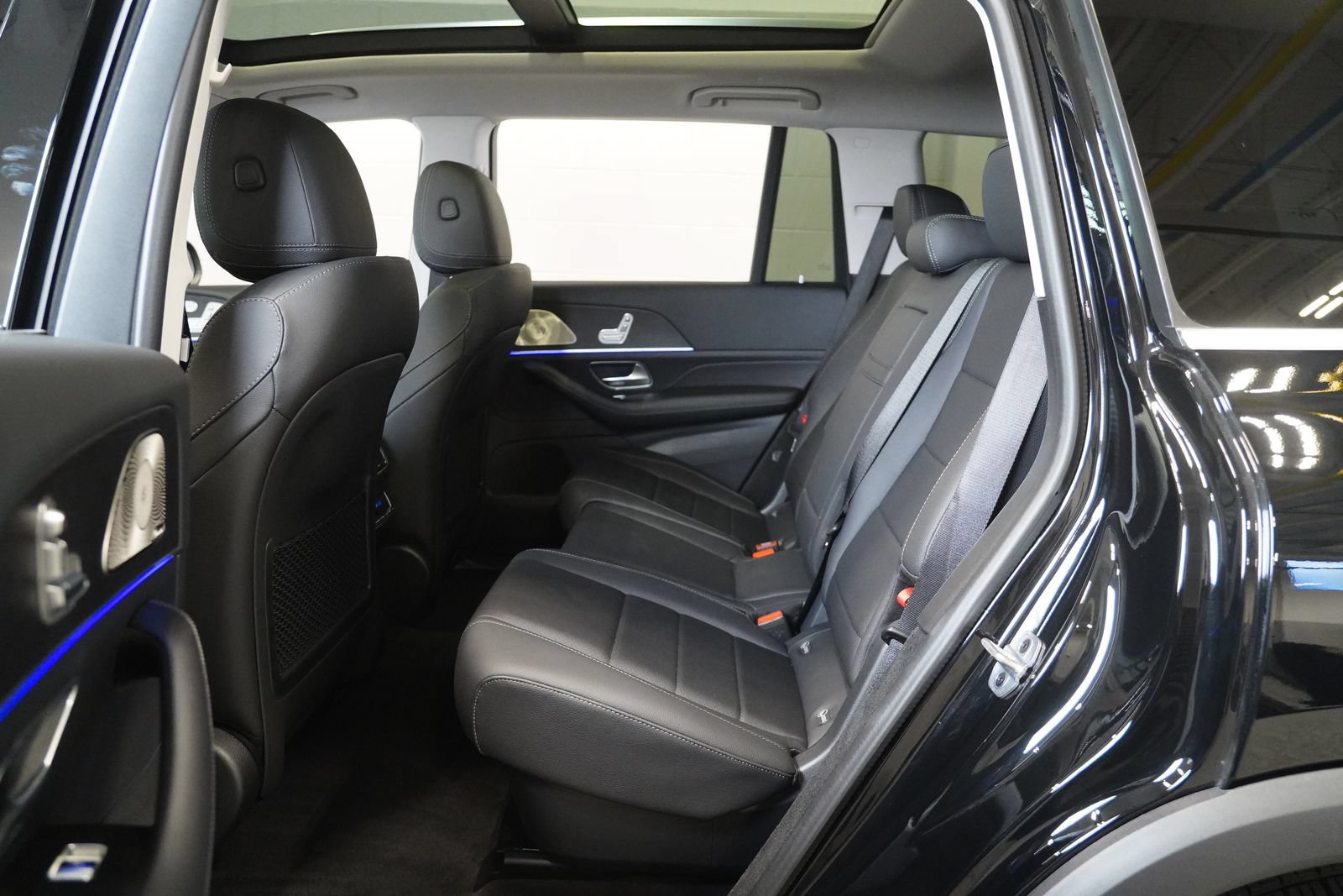 Used 2026 Mercedes-Benz GLS 450 4MATIC image 13