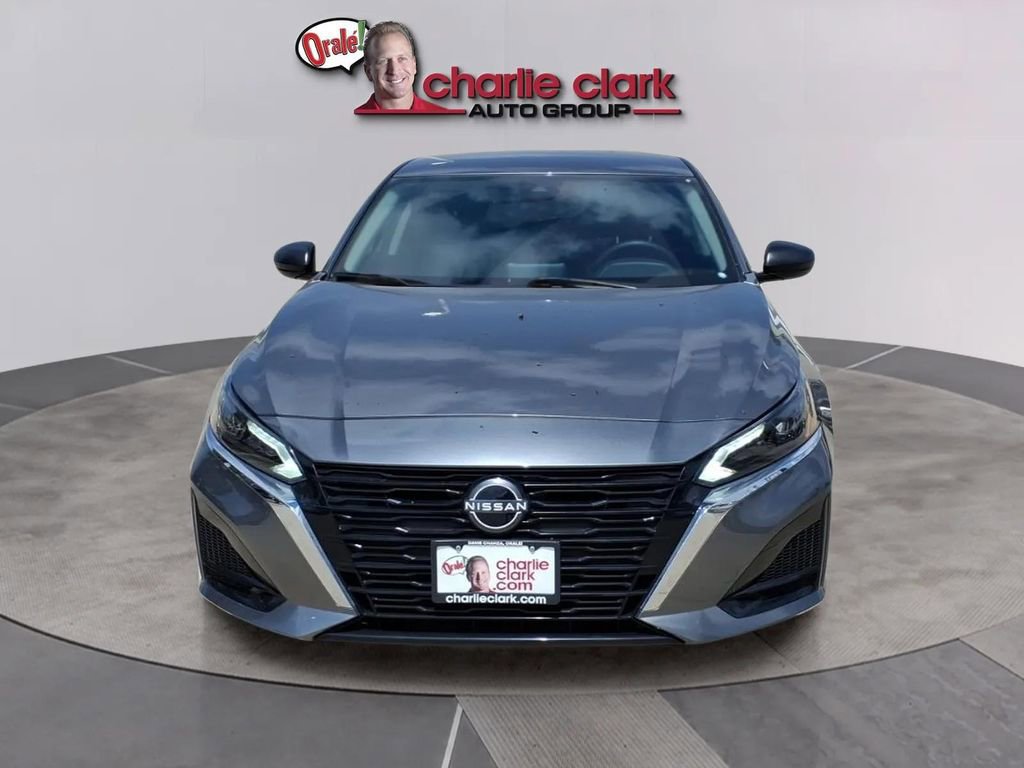 Used 2025 Nissan Altima 2.5 S image 8