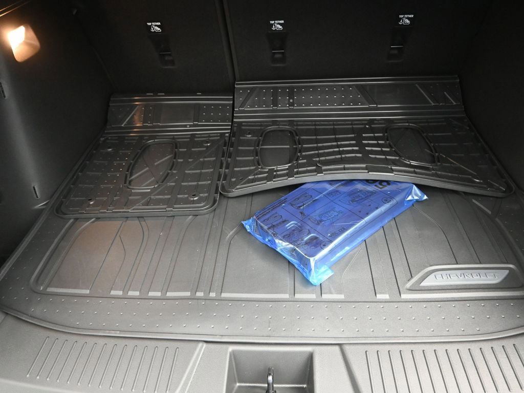 Used 2023 Toyota Camry SE image 19