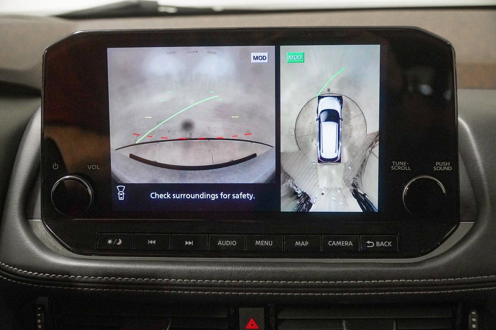 Used 2022 Nissan Rogue Platinum w/ Head-Up Display Package image 31