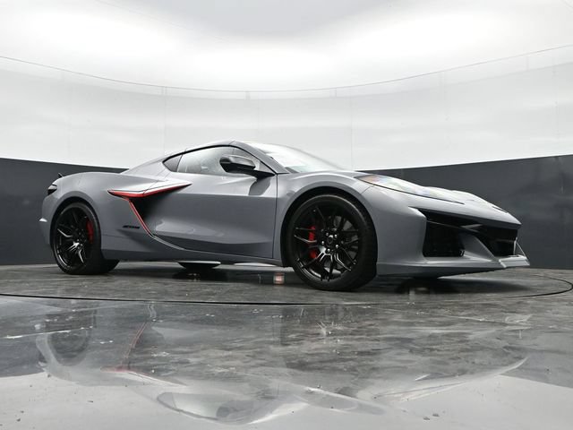 Used 2025 Chevrolet Corvette Z06 w/ Stealth Interior Trim Package RWD image 41