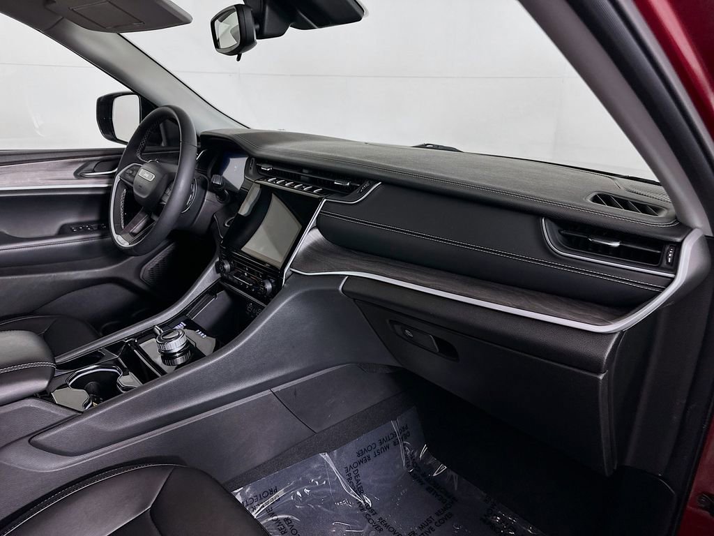 Used 2023 Jeep Grand Cherokee L Limited image 39