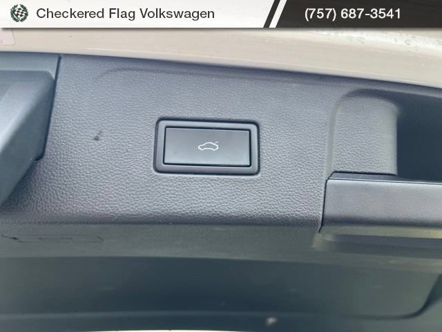 Used 2023 Volkswagen Atlas SE w/ Black Wheel Package AWD/4WD image 32