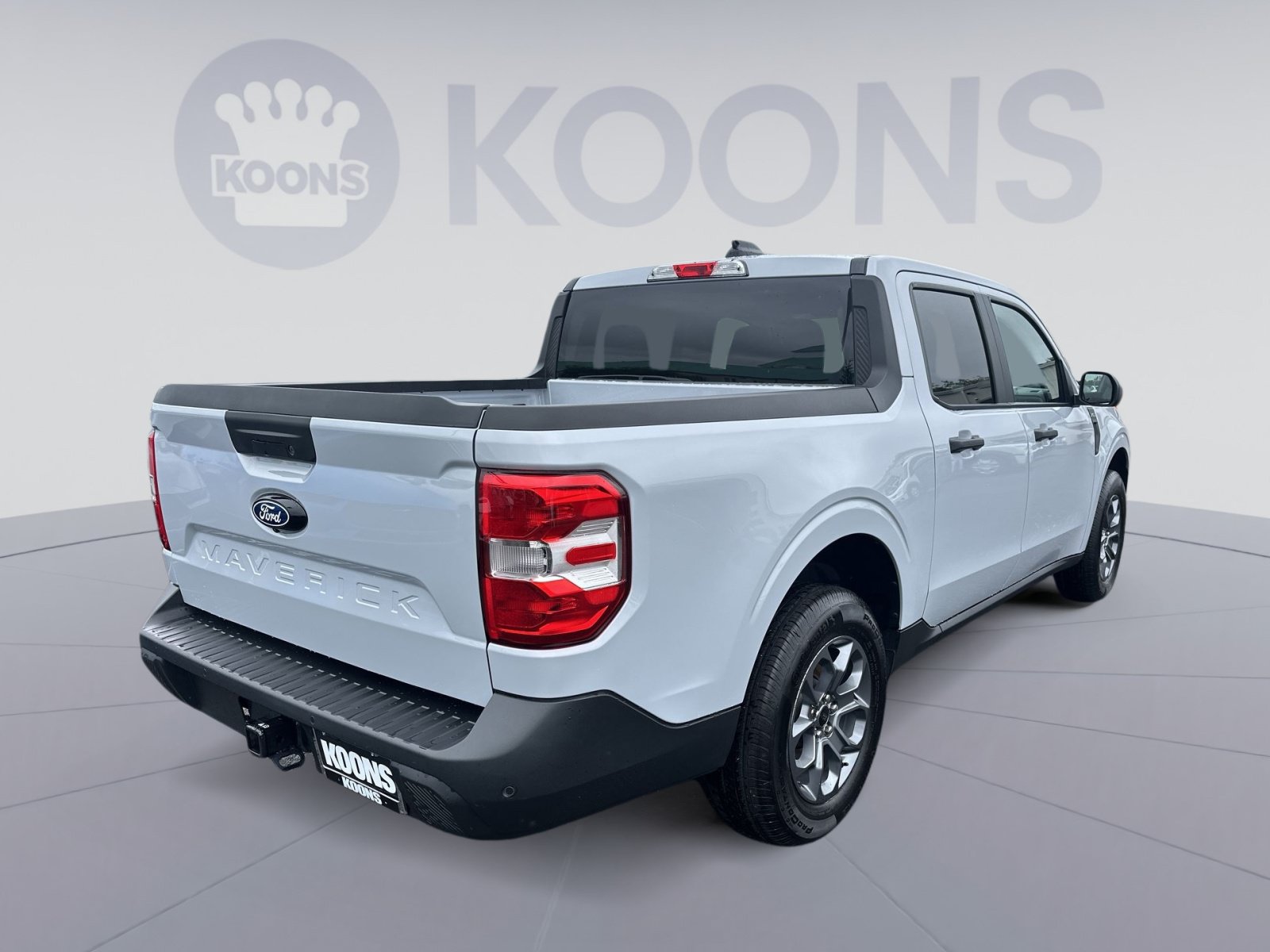 Used 2025 Ford Maverick XLT w/ Equipment Group 302A AWD/4WD image 16