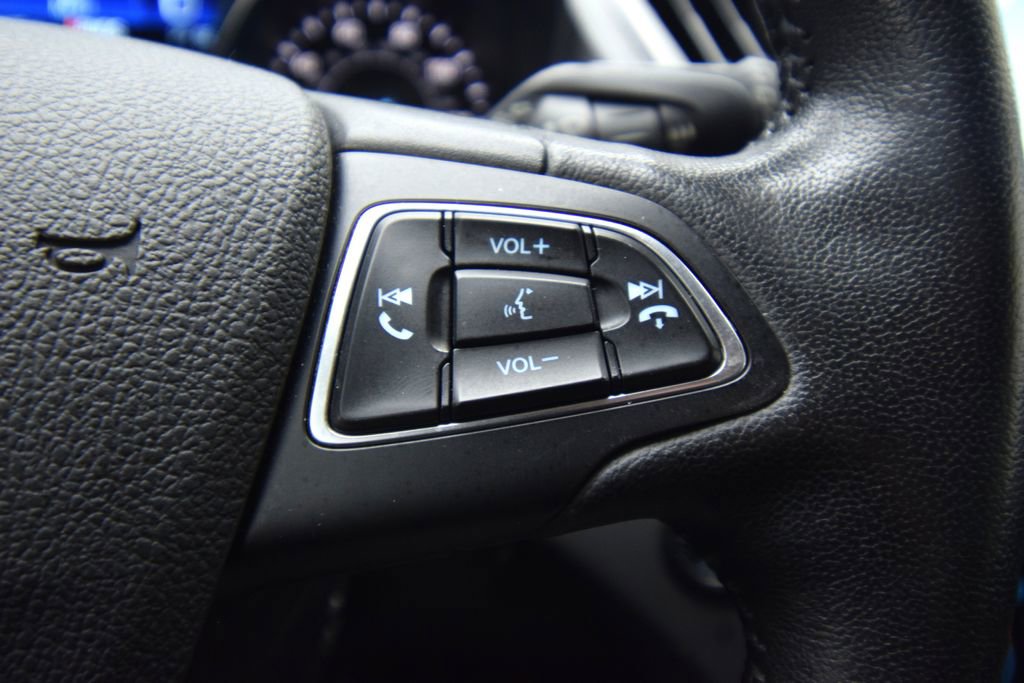 Used 2019 Ford Escape SEL AWD/4WD image 35