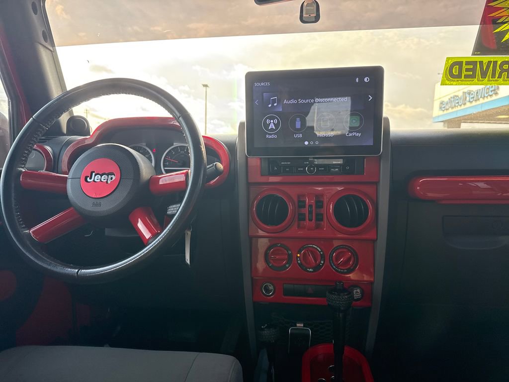 Used 2010 Jeep Wrangler Unlimited Sahara w/ Dual Top Group image 15