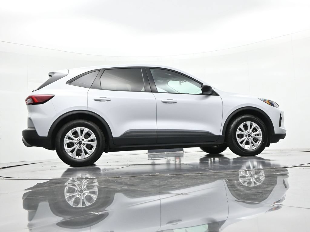 Used 2025 Ford Escape Active FWD image 22