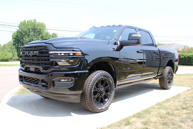 Used 2026 RAM 3500 Laramie AWD/4WD image 9