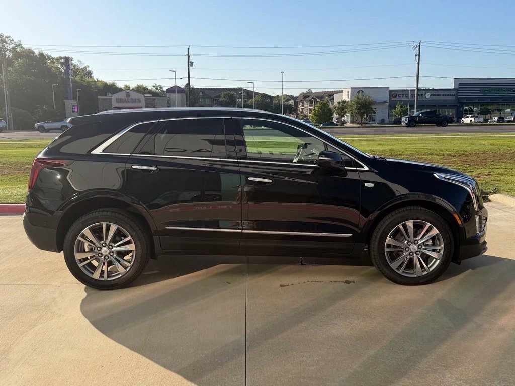 New 2026 Cadillac XT5 Premium Luxury w/ Driver Assist Package FWD image 7