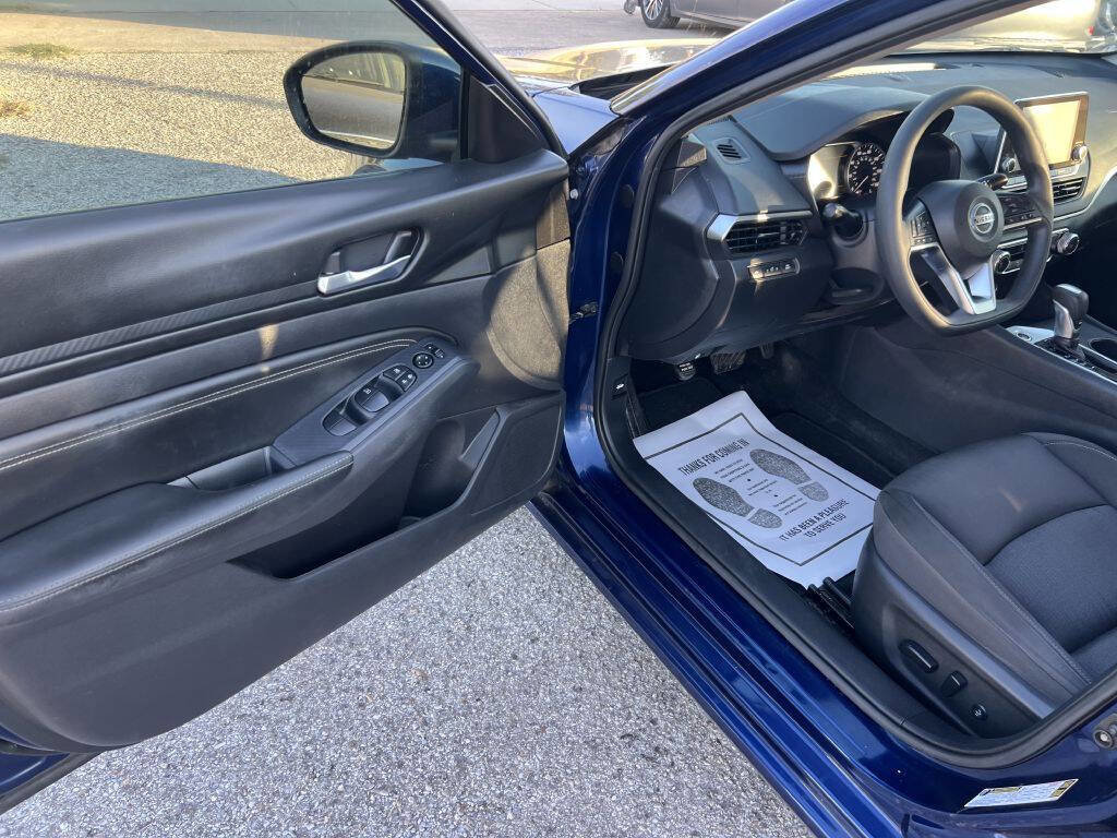 Used 2019 Nissan Altima 2.5 S image 10