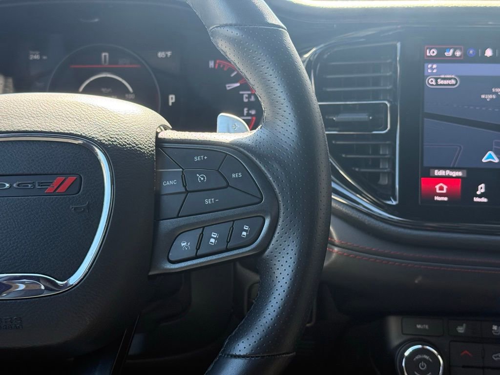 Used 2025 Dodge Durango GT image 11