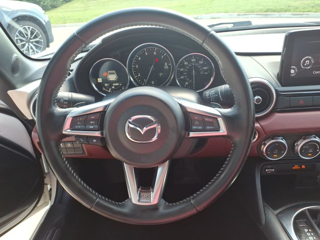 Used 2020 MAZDA MX-5 Miata RF Grand Touring RWD image 18