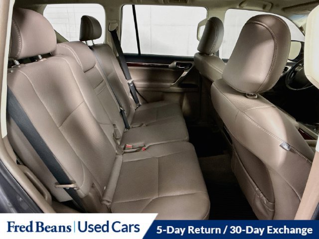 Used 2019 Lexus GX 460 Premium AWD/4WD image 36