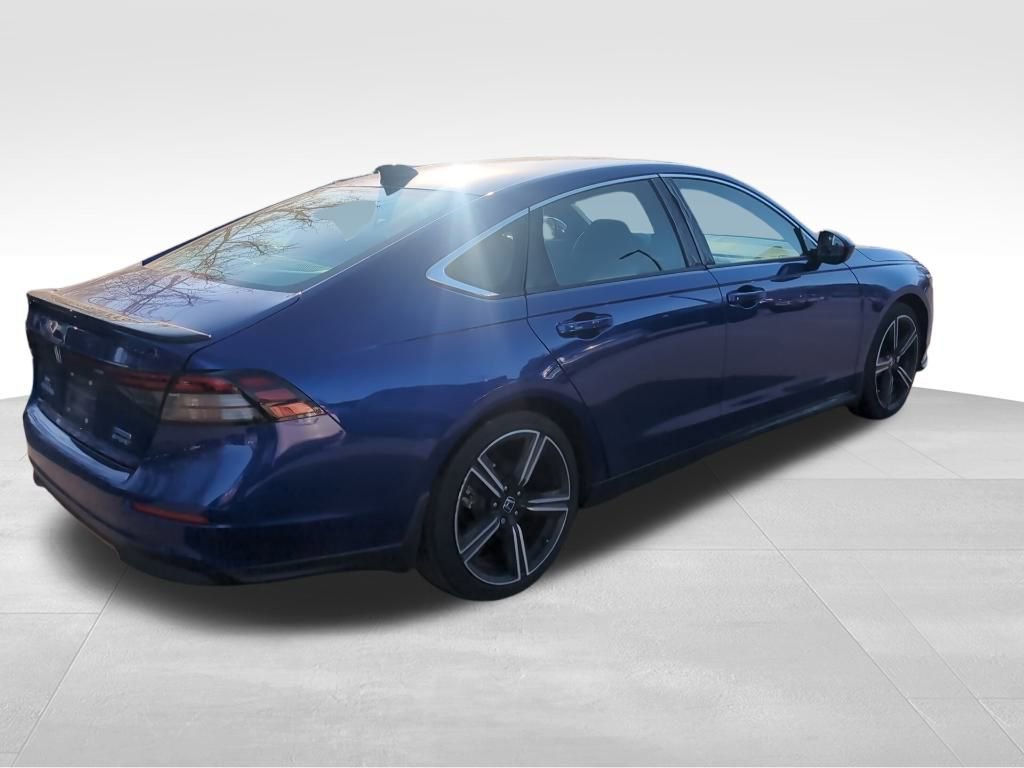 Used 2023 Honda Accord Sport image 7