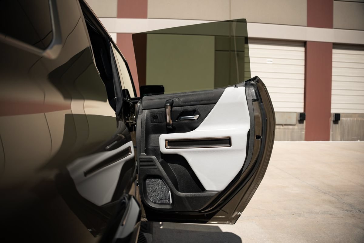 Used 2024 GMC Hummer EV 3X AWD/4WD image 35