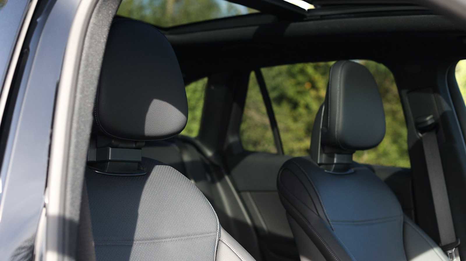 Used 2026 Mercedes-Benz GLC 300 4MATIC image 19