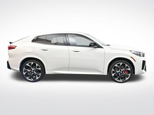 New 2026 BMW X2 xDrive28i w/ Technology Package AWD/4WD image 3