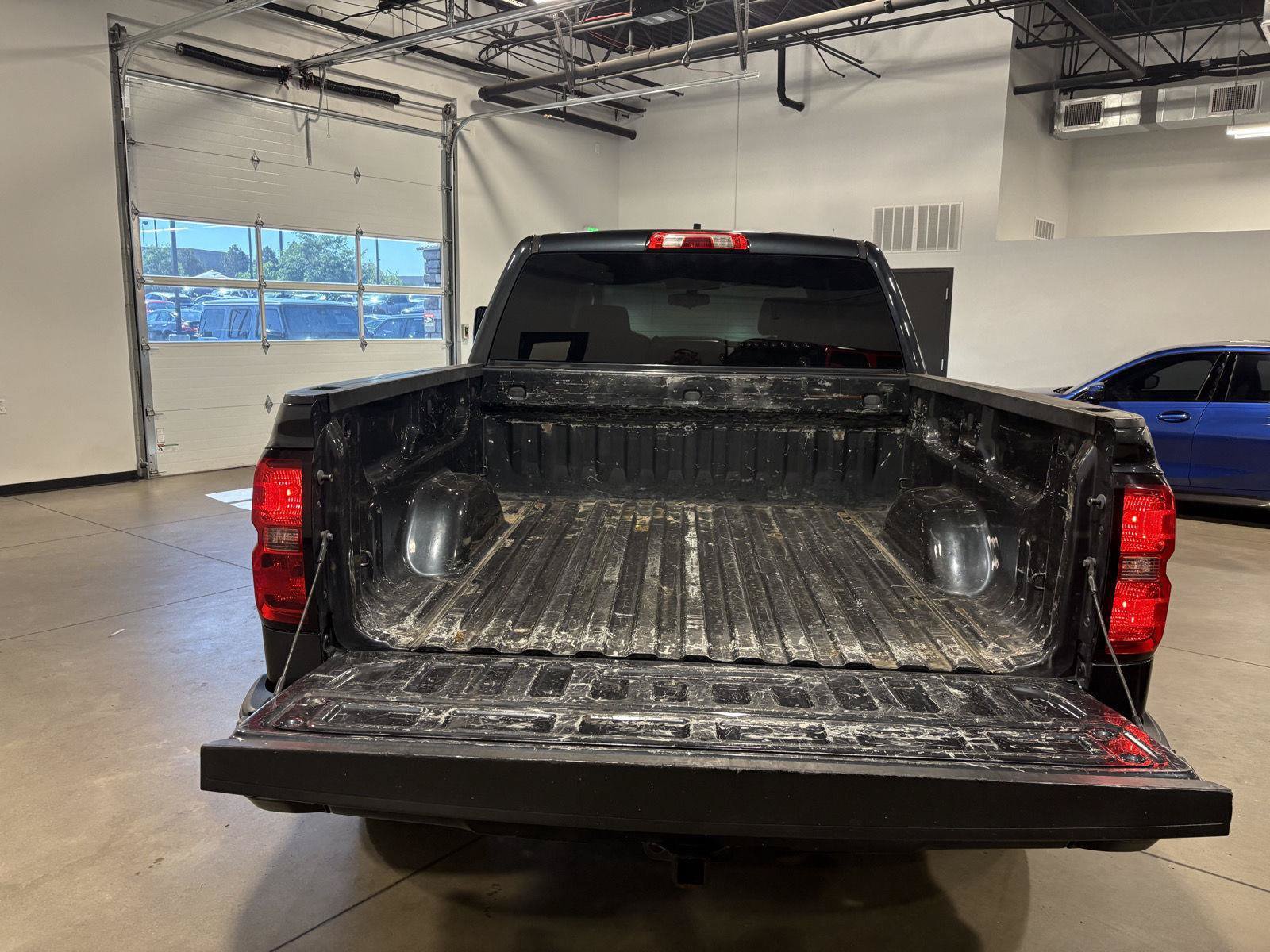 Used 2018 Chevrolet Silverado 1500 LT w/ All Star Edition AWD/4WD image 36