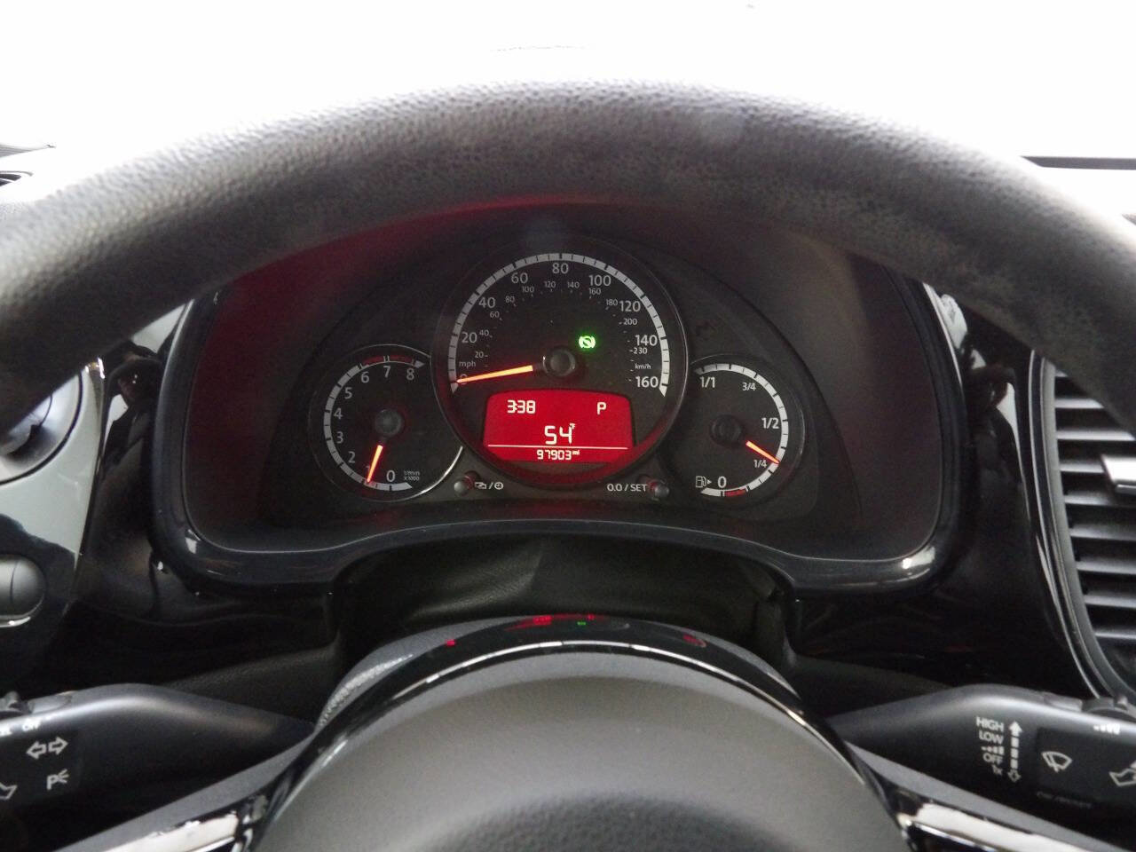 Used 2013 Volkswagen Beetle 2.5 FWD image 13