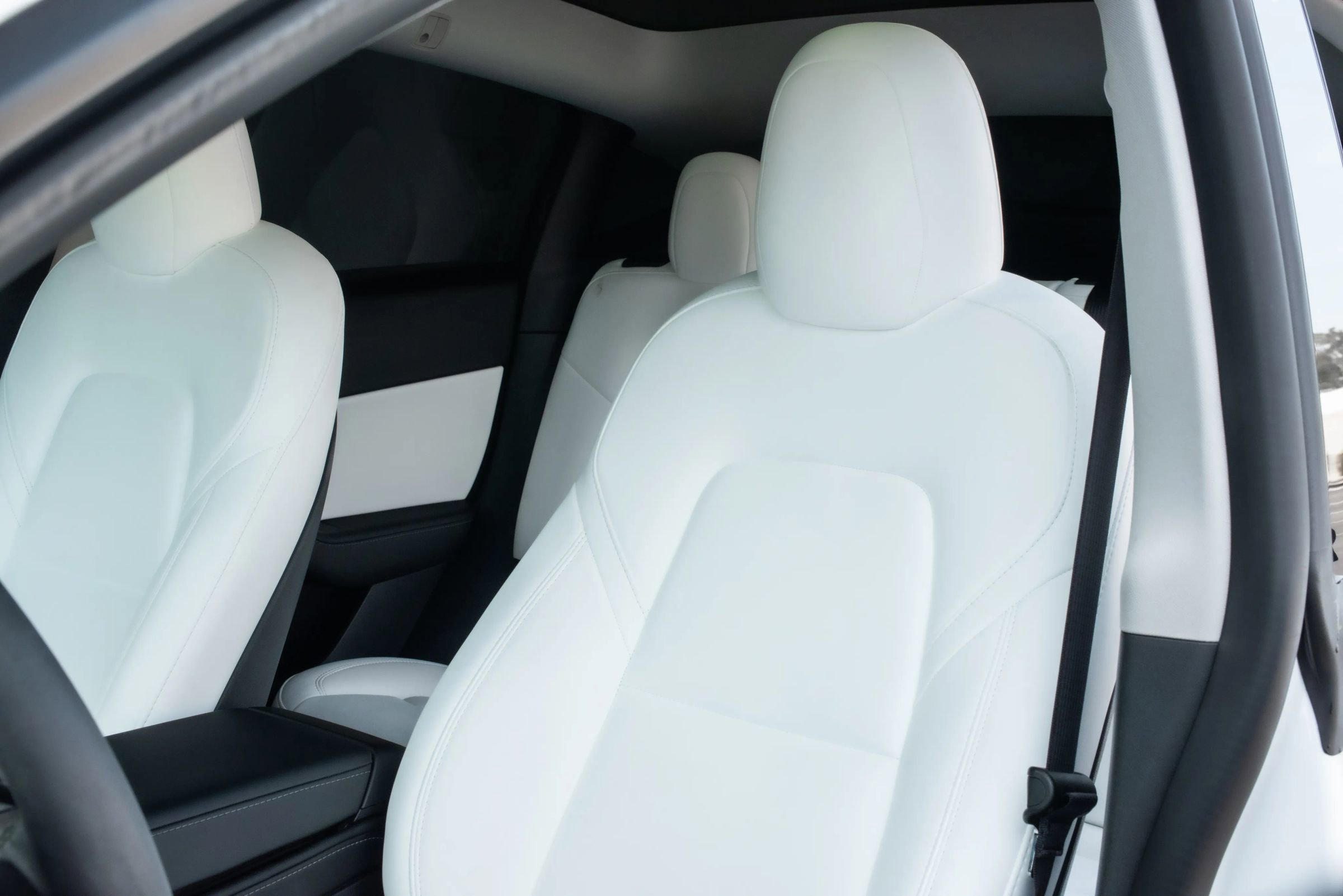 Used 2022 Tesla Model Y Performance image 25