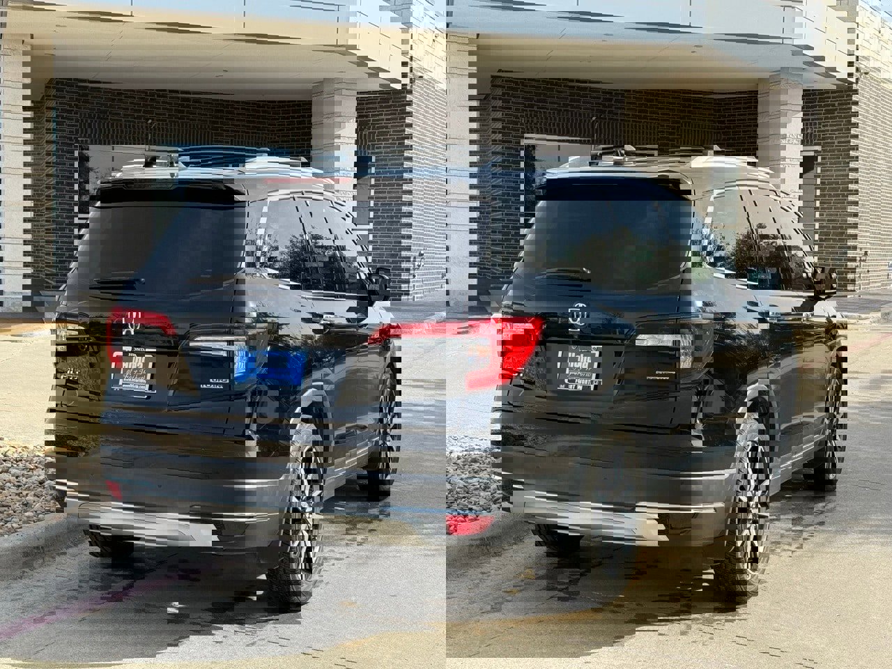 Used 2020 Honda Pilot Touring image 4