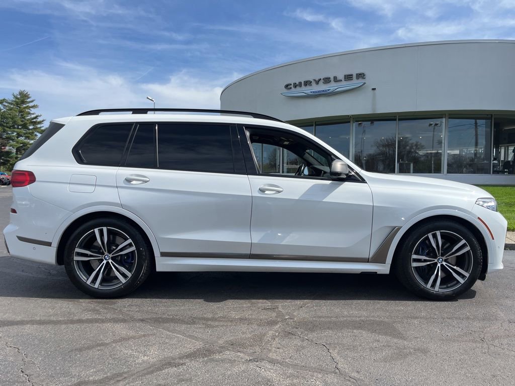 Used 2021 BMW X7 M50i w/ Executive Package image 53