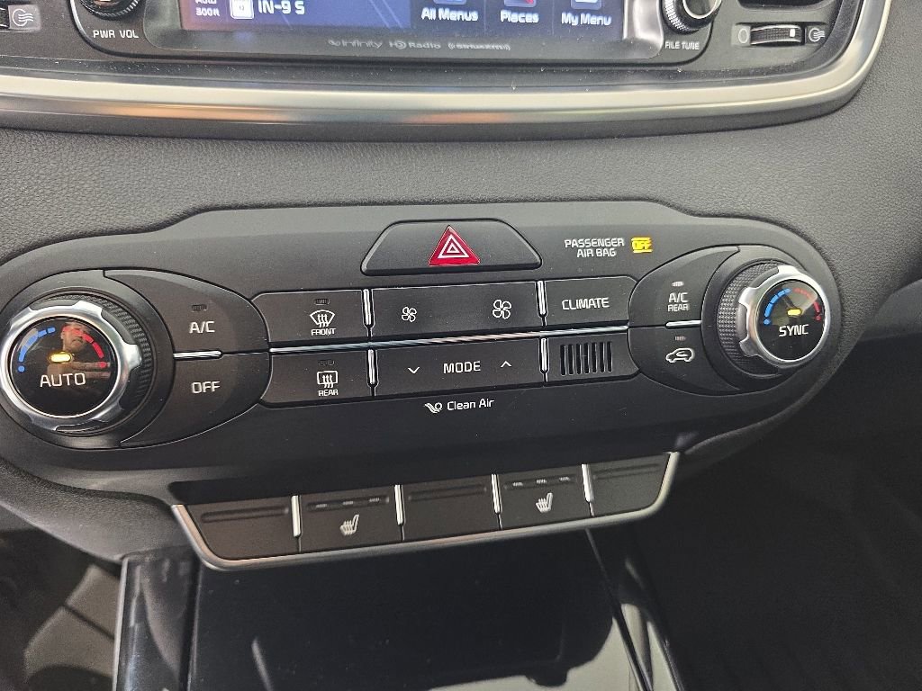 Used 2017 Kia Sorento SX AWD/4WD image 18