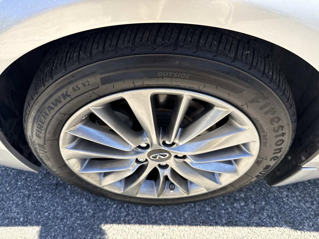 Used 2020 INFINITI Q50 Luxe image 12