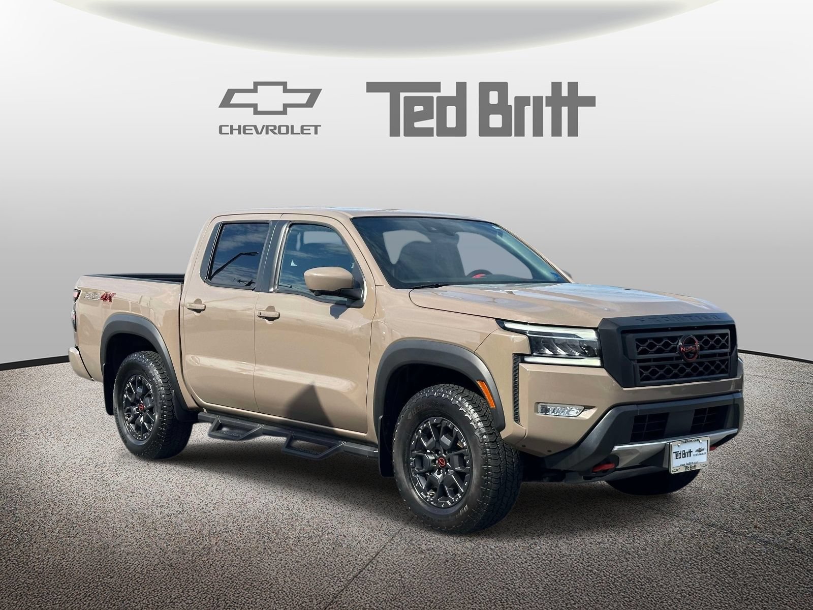 Used 2023 Nissan Frontier PRO-4X w/ Pro-4X Premium Package AWD/4WD image 3