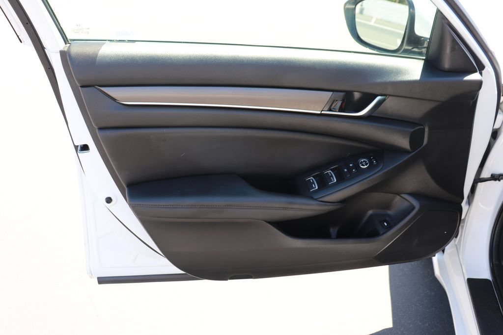 Used 2021 Honda Accord LX image 9