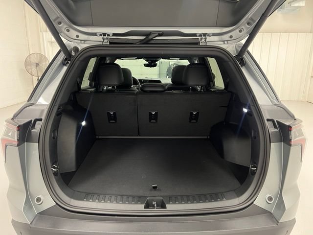 New 2026 Chevrolet Equinox RS w/ Convenience Package III AWD/4WD image 18