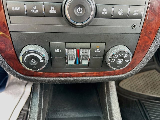 Used 2010 Chevrolet Impala LS FWD image 19