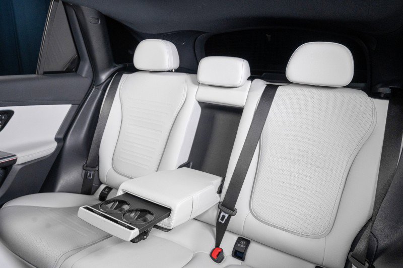 Certified 2023 Mercedes-Benz GLC 300 image 27