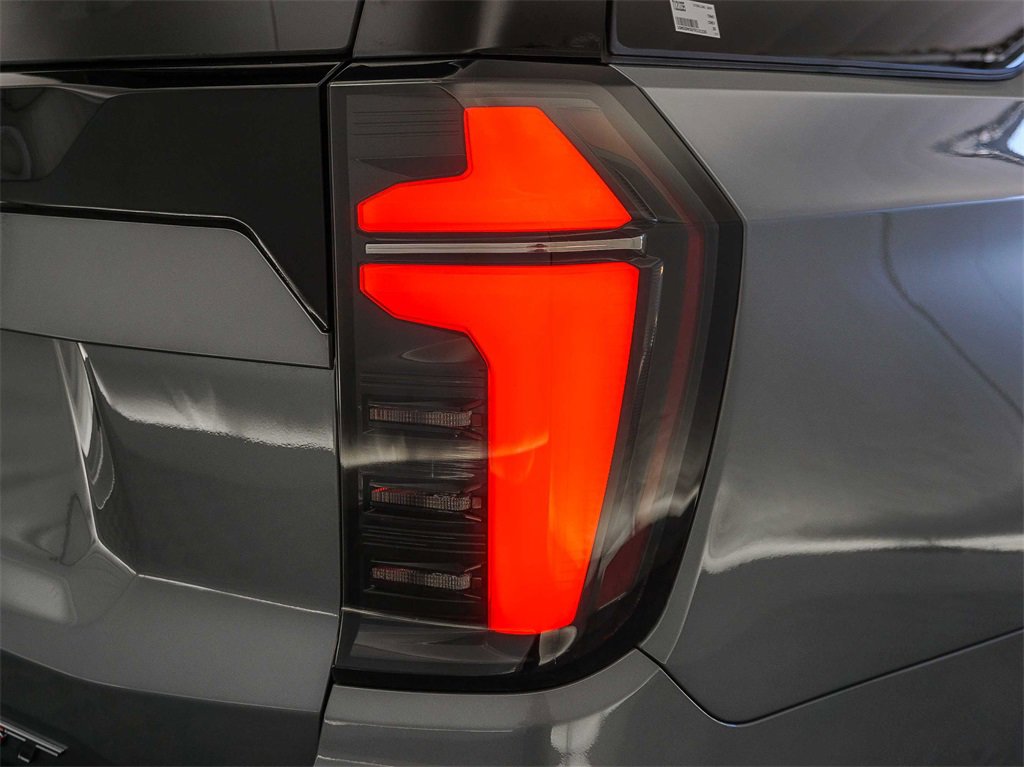 New 2026 Chevrolet Tahoe RST image 9