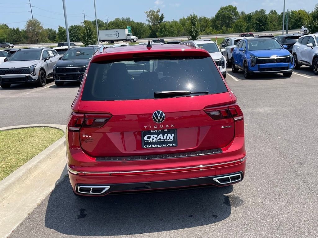 Used 2024 Volkswagen Tiguan SEL R-Line AWD/4WD image 6