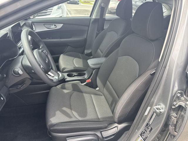 Used 2023 Kia Forte LXS w/ LXS Technology Package FWD image 11