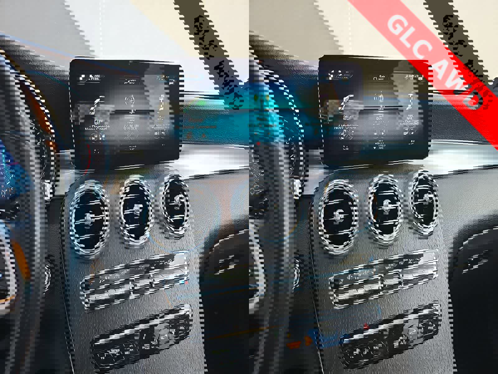 Used 2022 Mercedes-Benz GLC 300 4MATIC w/ Premium Package Lite image 20