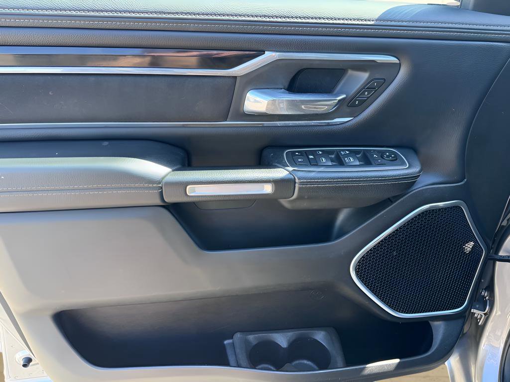 Used 2021 RAM 1500 Laramie w/ Sport Appearance Package AWD/4WD image 29