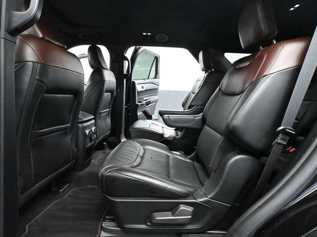 Used 2021 Ford Explorer Platinum w/ Equipment Group 601A image 38