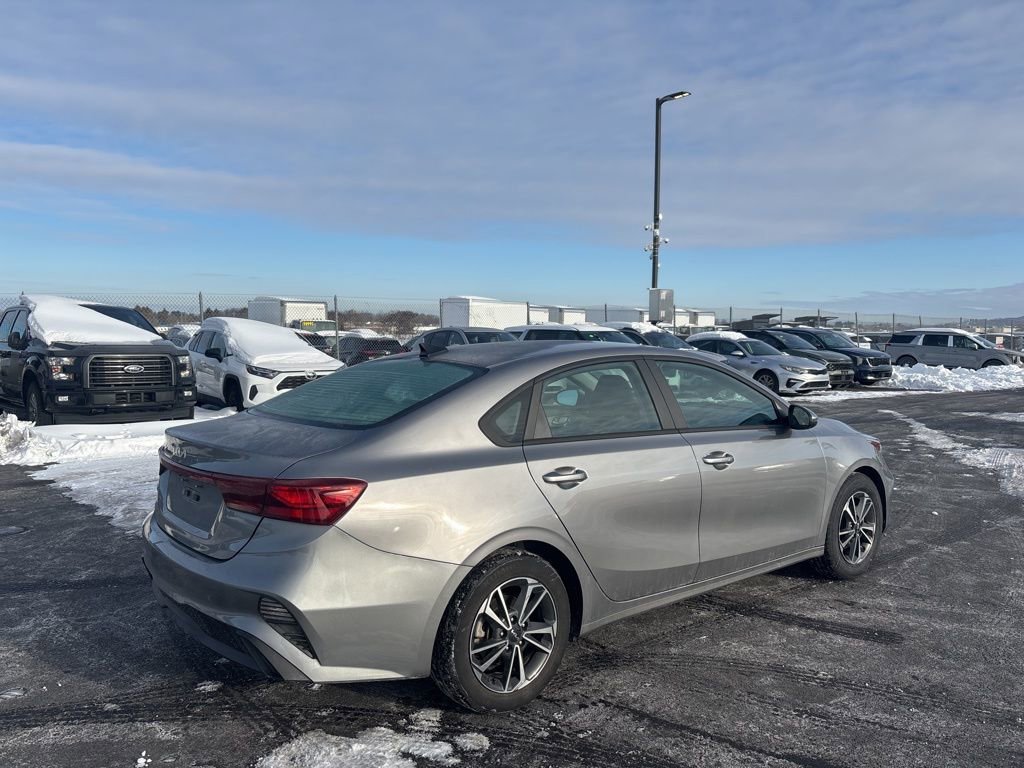 Certified 2023 Kia Forte LXS w/ LXS Technology Package image 2